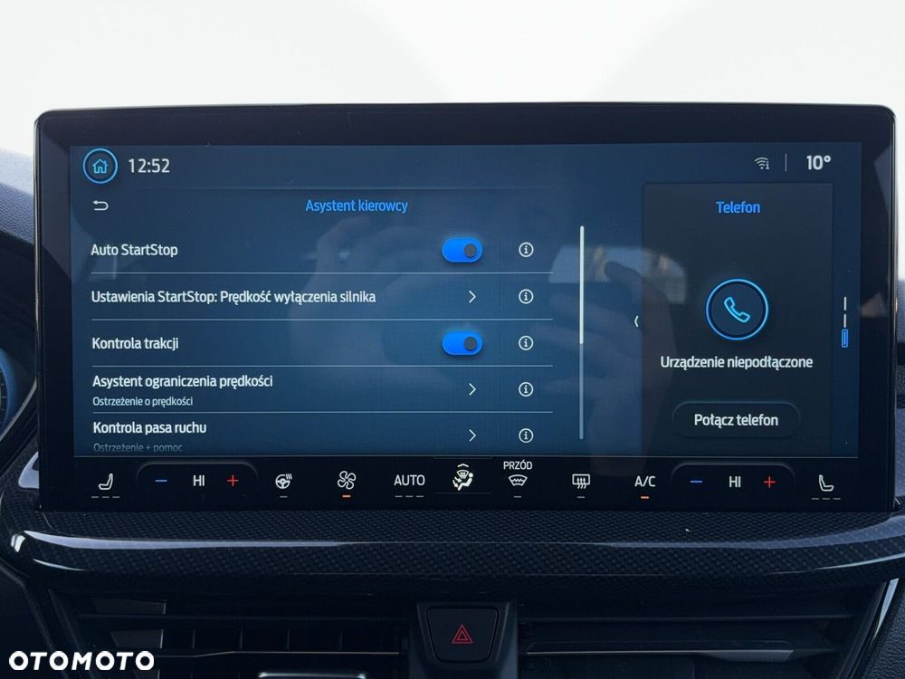 Ford Focus 1.0 EcoBoost ST-Line X - 24