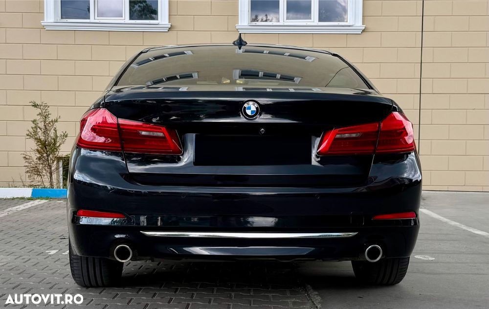 BMW Seria 5 520i AT - 6