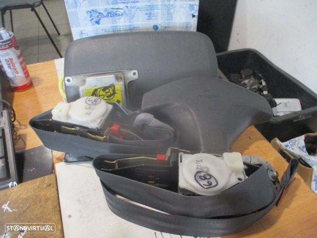 Kit Airbags MR189257  MR250909  MB953174 MITSUBISHI COLT 1997 1.3I 75CV 3P PRETO SEM TABLIER - 1