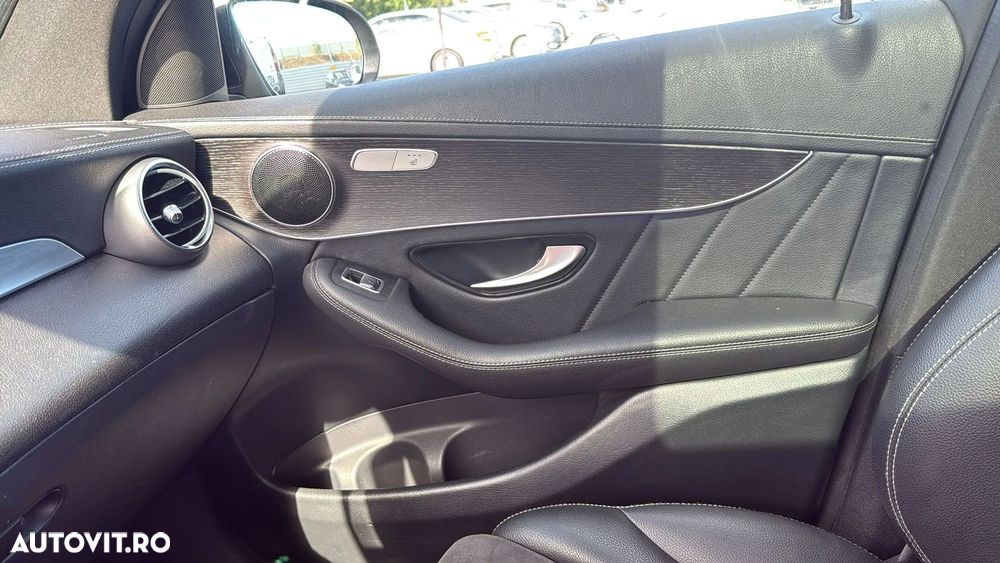 Mercedes-Benz GLC 200 4MATIC - 11