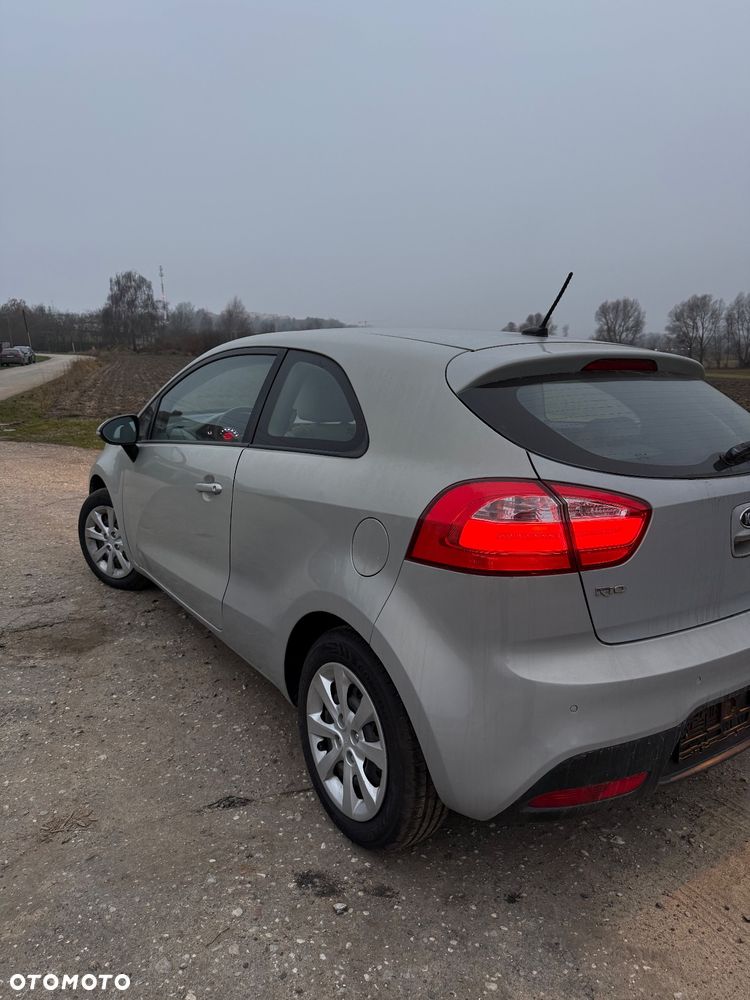 Kia Rio 1.1 CRDI Spirit - 7