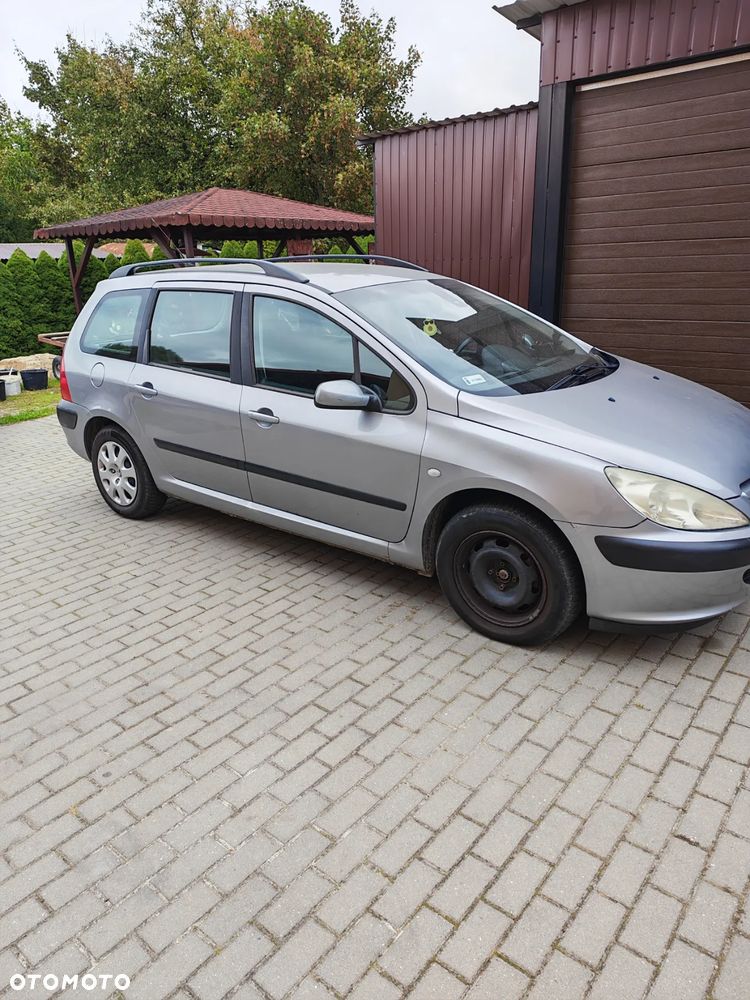 Peugeot 307 - 1