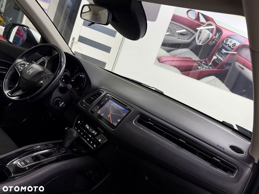 Honda HR-V 1.5 Executive (ADAS / Connect+) CVT - 24