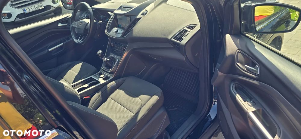 Ford Kuga 1.5 EcoBoost 2x4 Black & Silver - 16