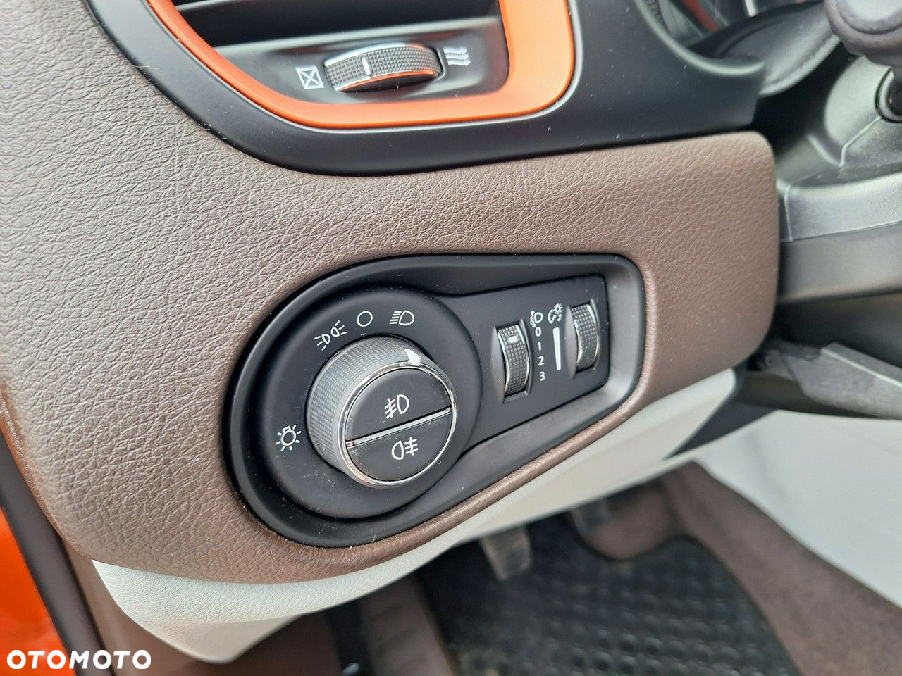 Jeep Renegade 1.4 MultiAir Longitude FWD S&S - 9