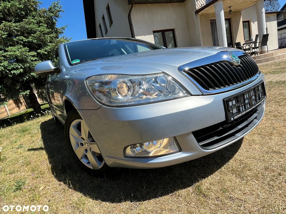 Skoda Octavia 1.6 Ambition - 12