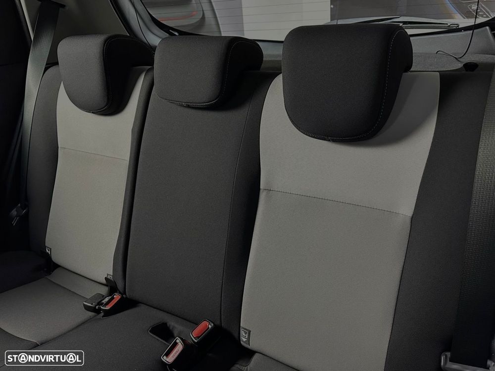 Toyota Yaris 1.5 HSD Comfort - 21