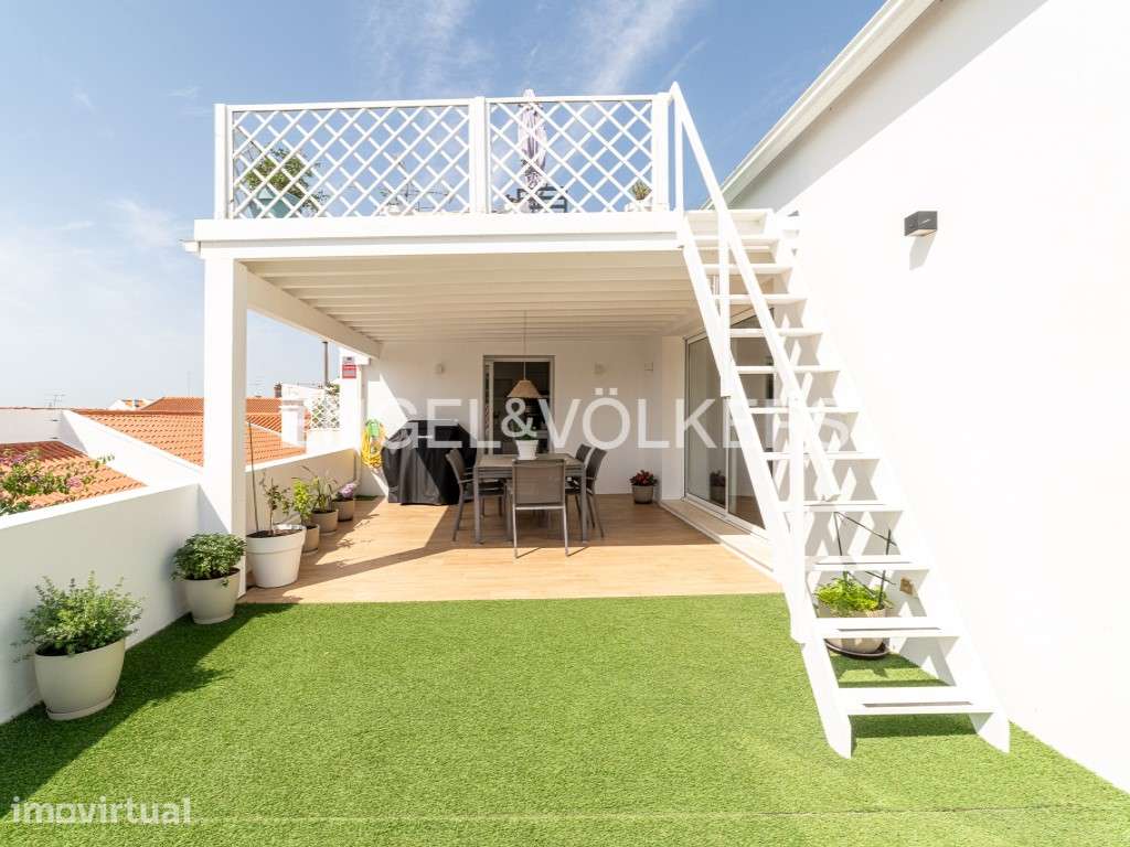 T4 com Terraço Panorâmico e Vista Castelo em Montemor-o-Novo - Grande imagem: 2/35