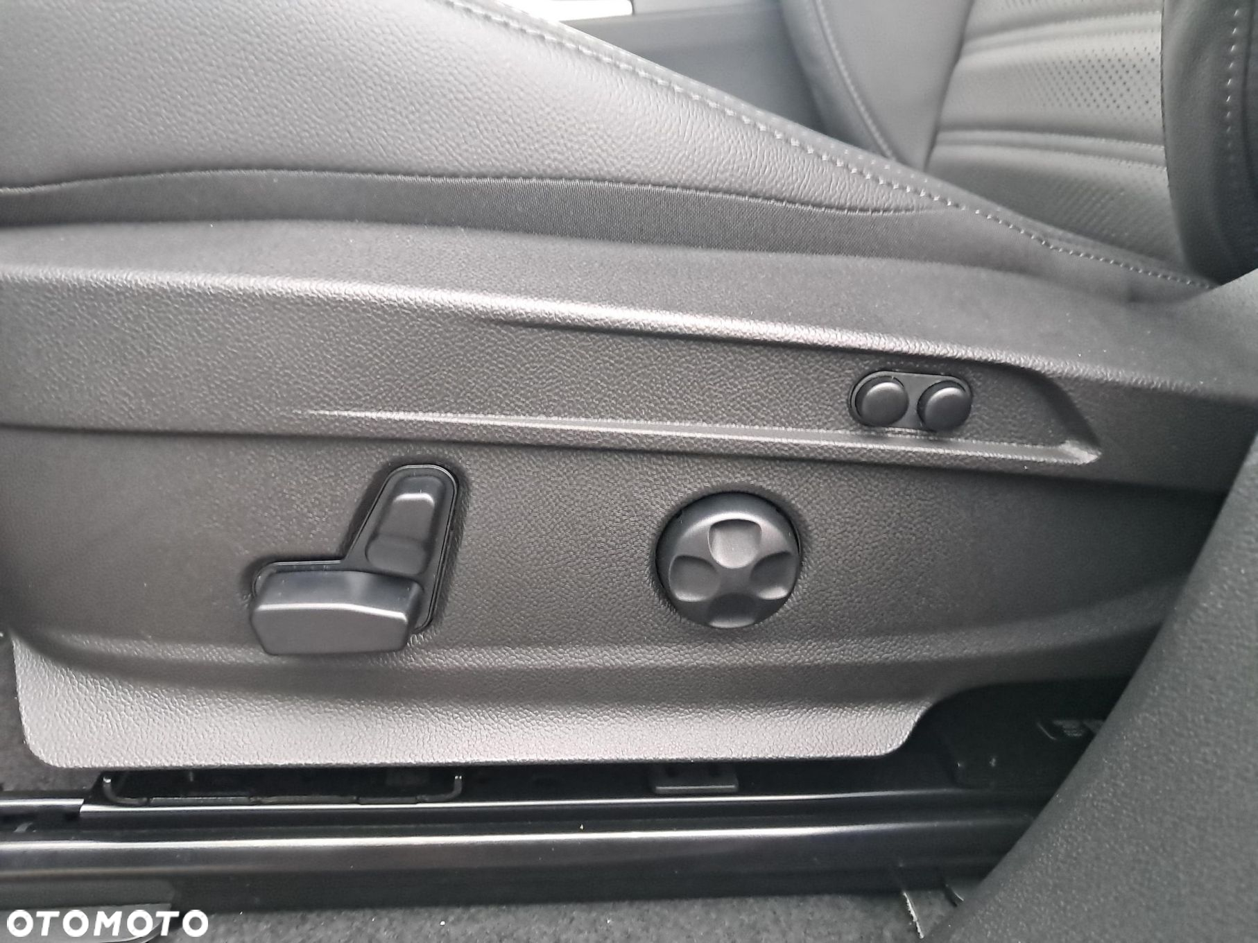 Alfa Romeo Stelvio - 19