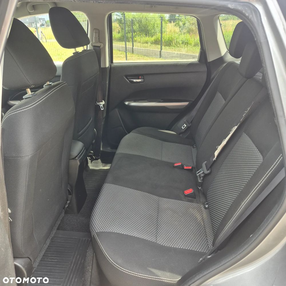 Suzuki Vitara 1.0 Boosterjet Premium 2WD - 7