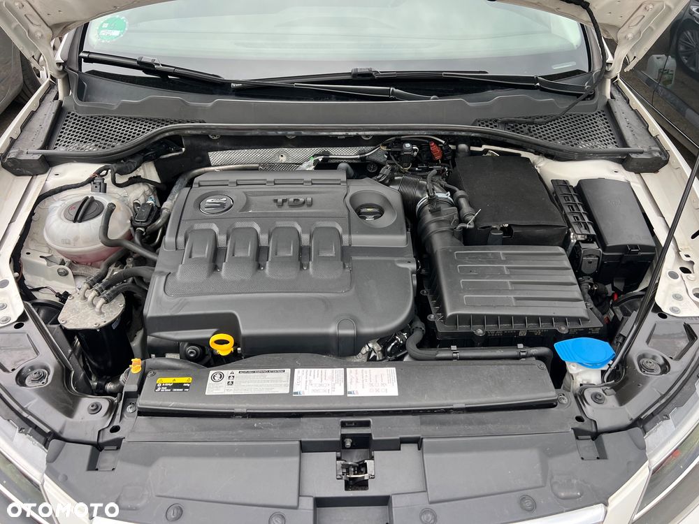 Seat Leon 2.0 TDI DPF DSG Xcellence - 19