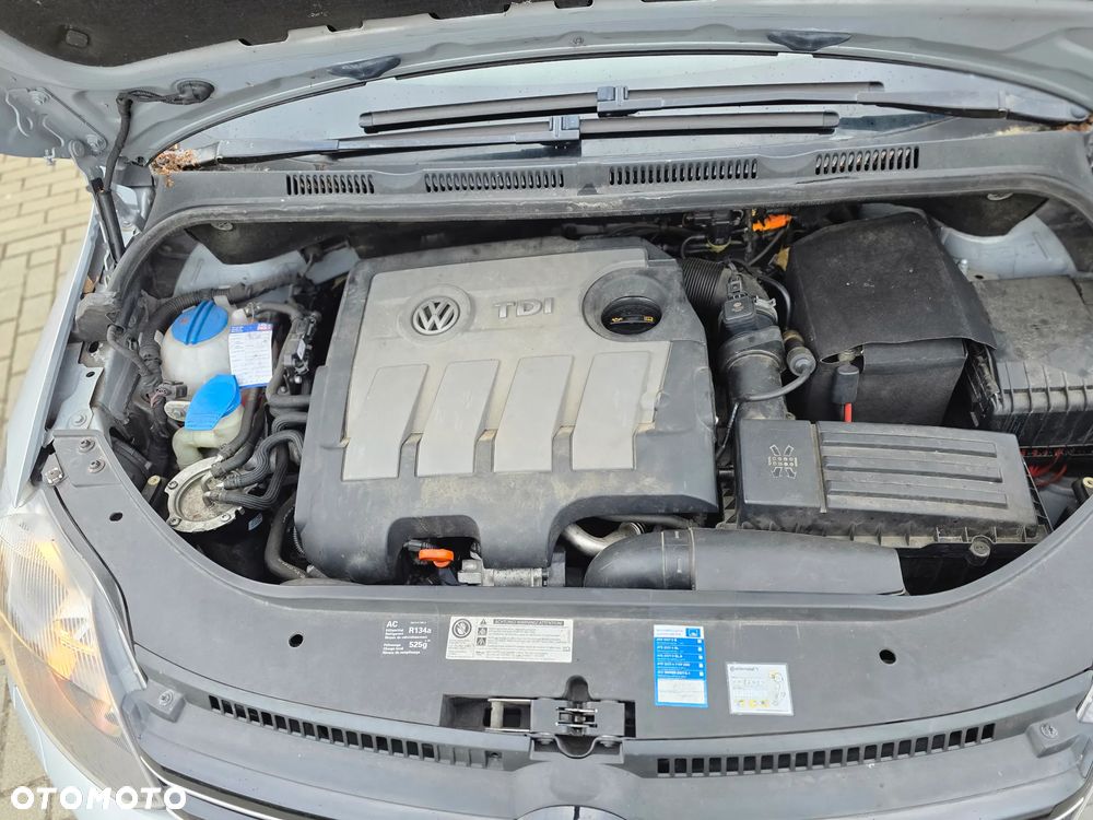 Volkswagen Golf - 8