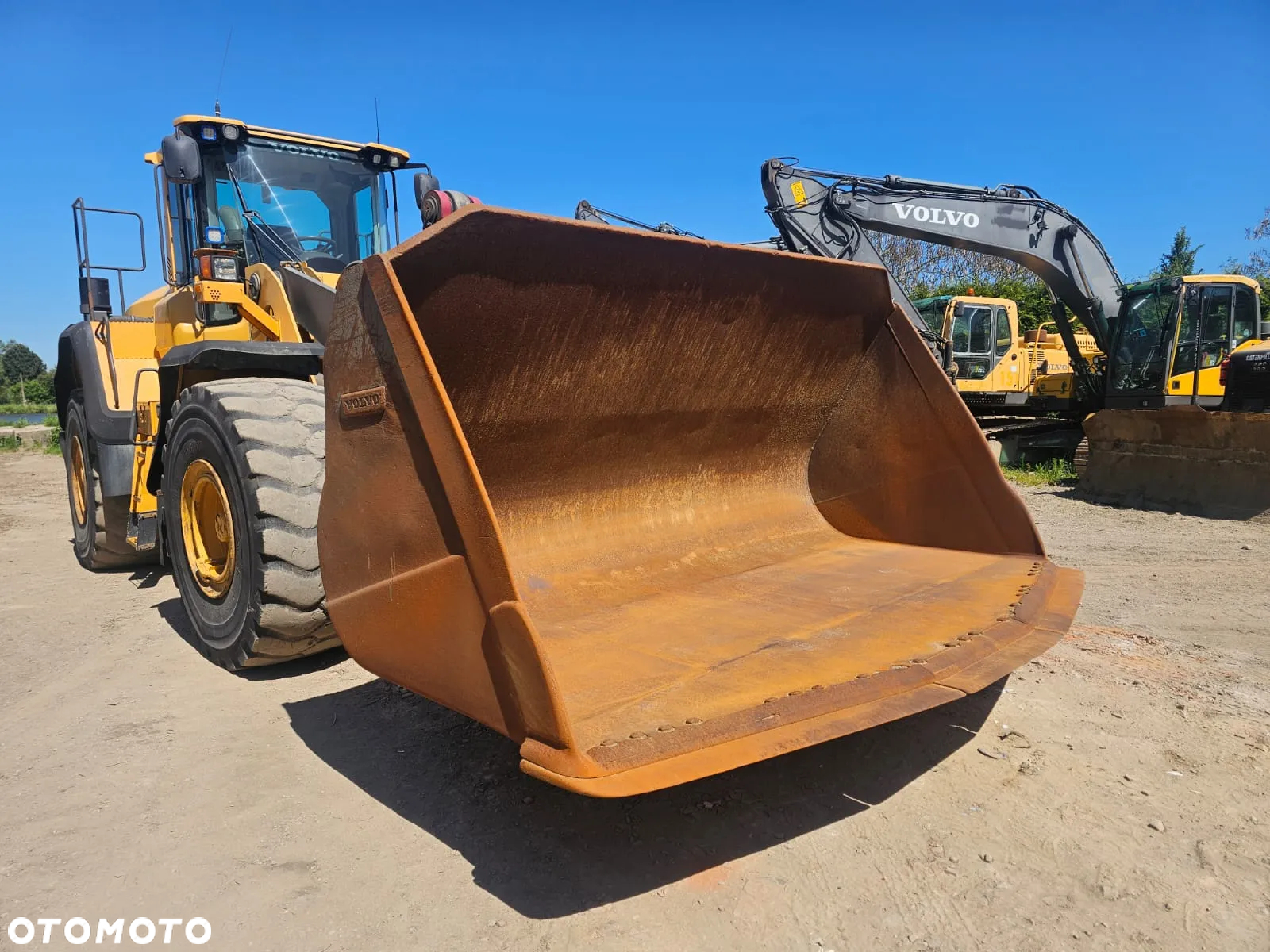 Volvo L180G - 11