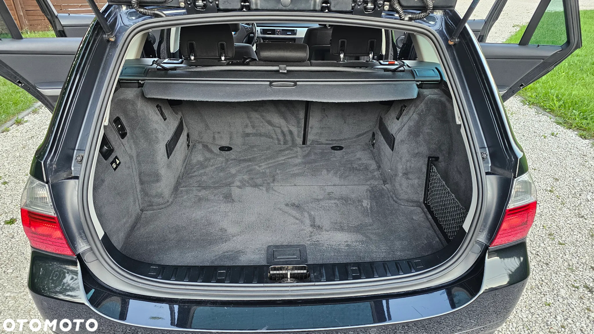 BMW Seria 3 318i - 29