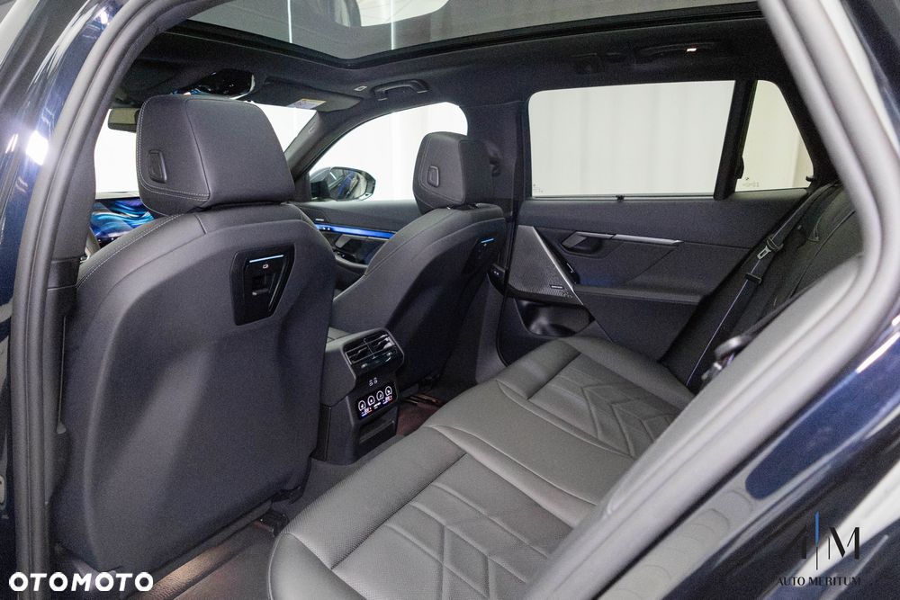 BMW Seria 5 - 32