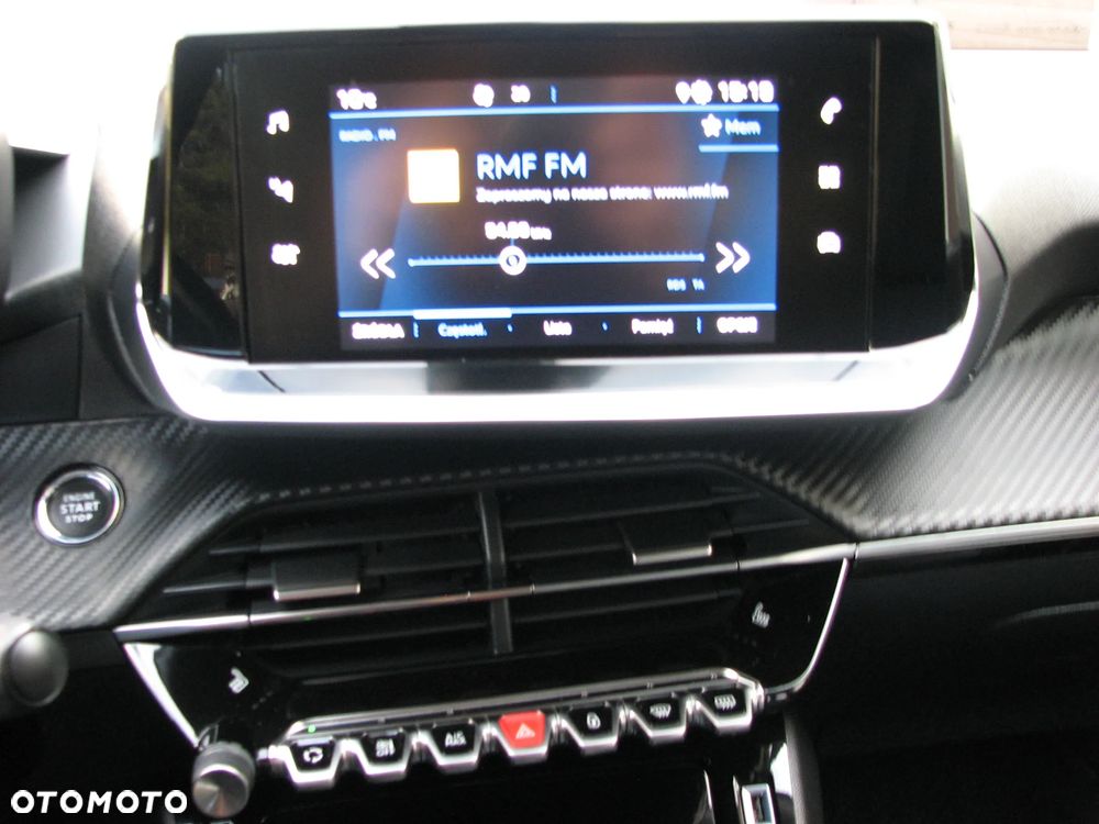 Peugeot 2008 1.5 BlueHDi Allure S&S - 27