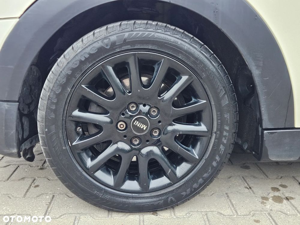 MINI Cooper Standard - 10