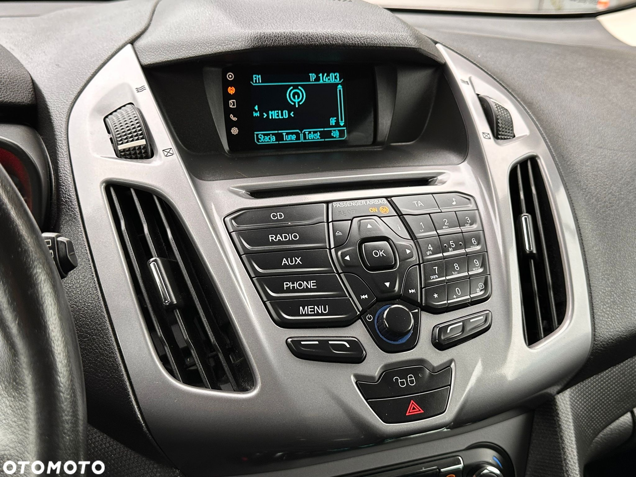 Ford Tourneo Connect Grand - 18