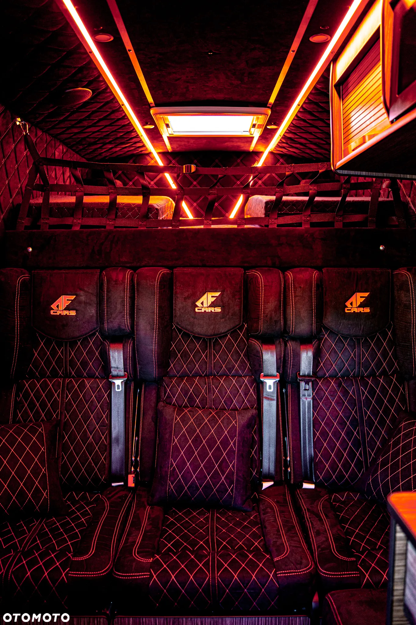 Mercedes-Benz Sprinter - 24