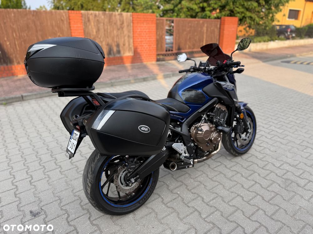 Honda CB - 10