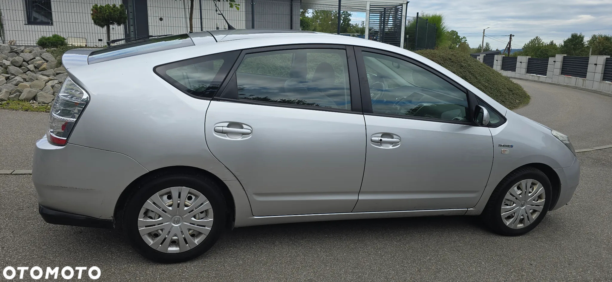 Toyota Prius (Hybrid) Comfort - 18
