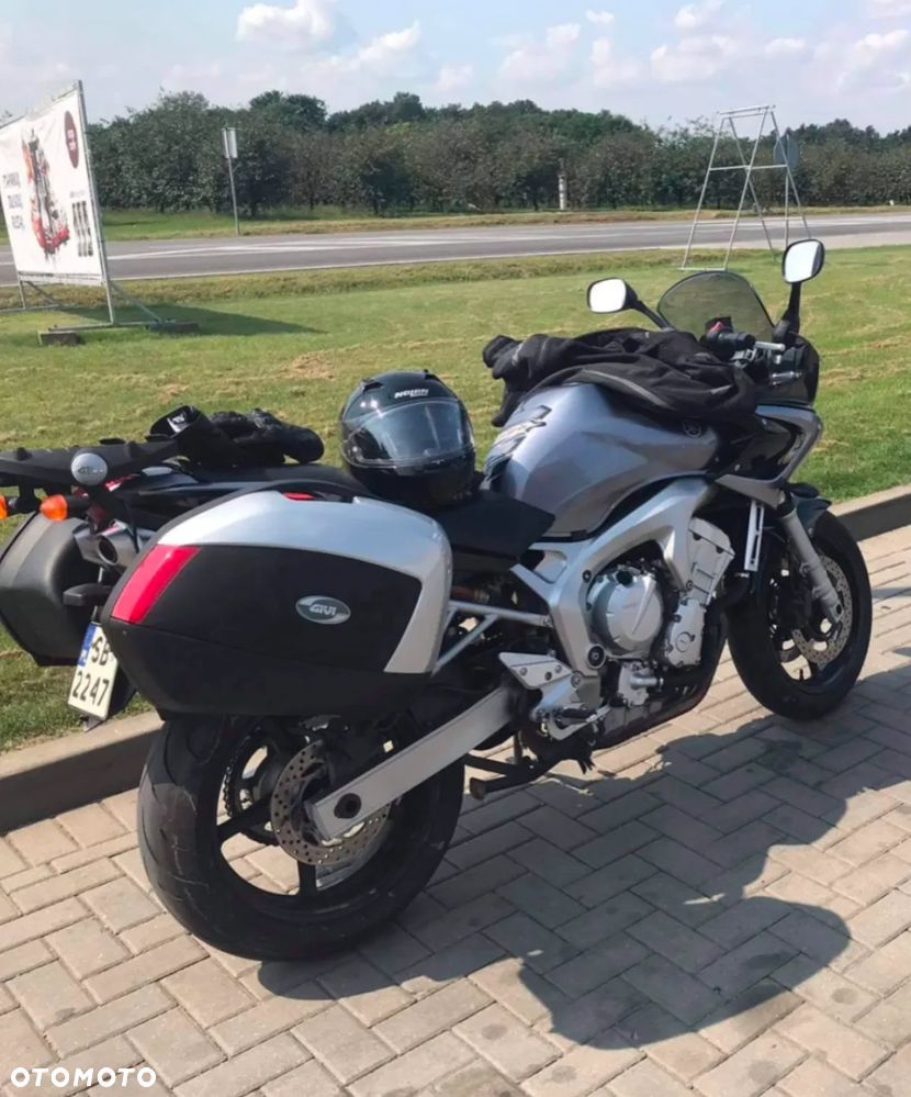 Yamaha FZ6
