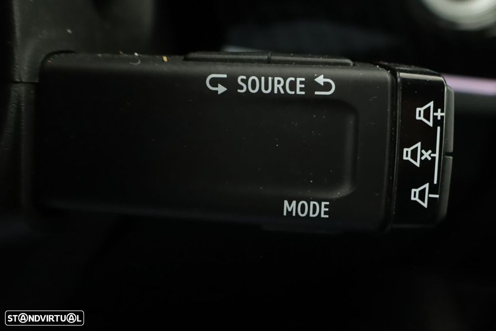 Renault Arkana 1.6 E-Tech R.S.Line - 19