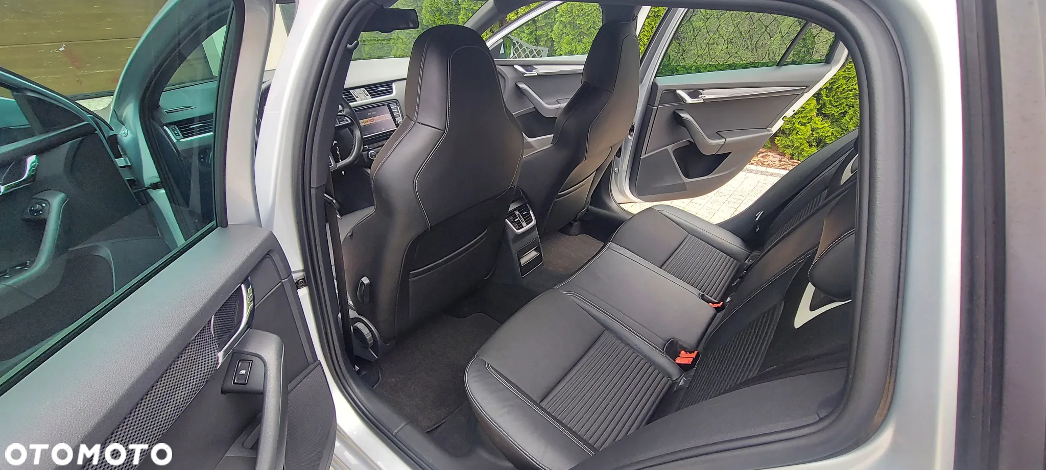 Skoda Octavia 2.0 TDI RS - 11