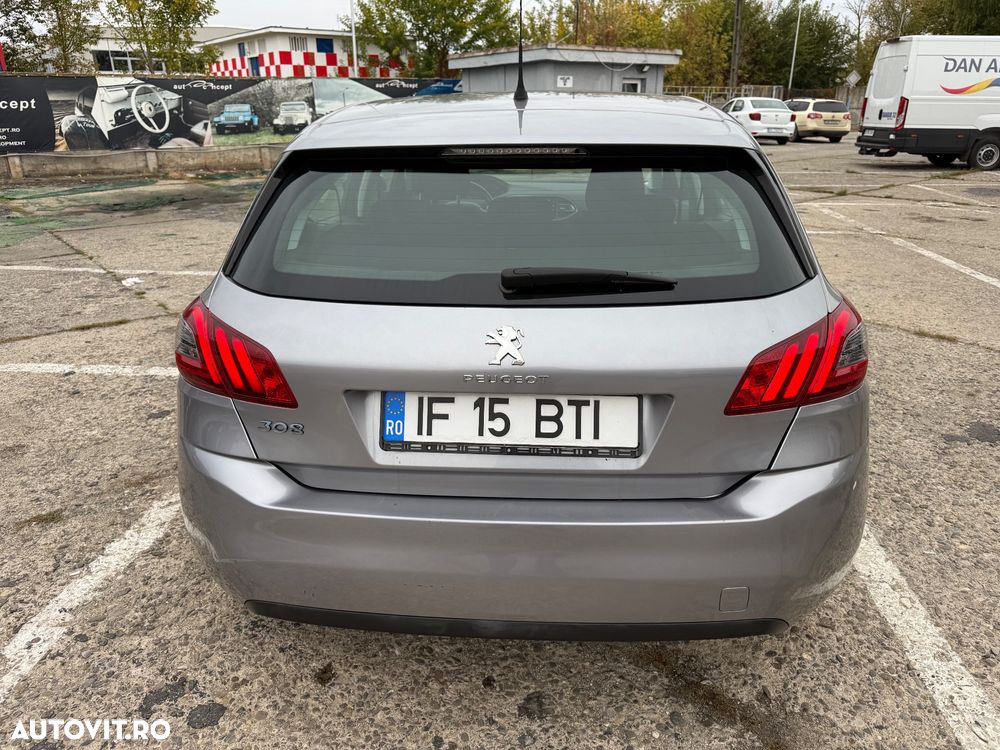 Peugeot 308 - 14