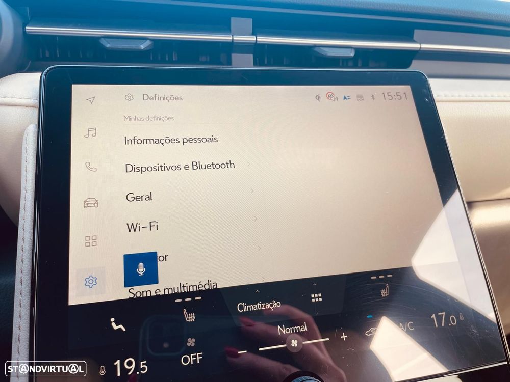 Lexus LBX Elegant - 19