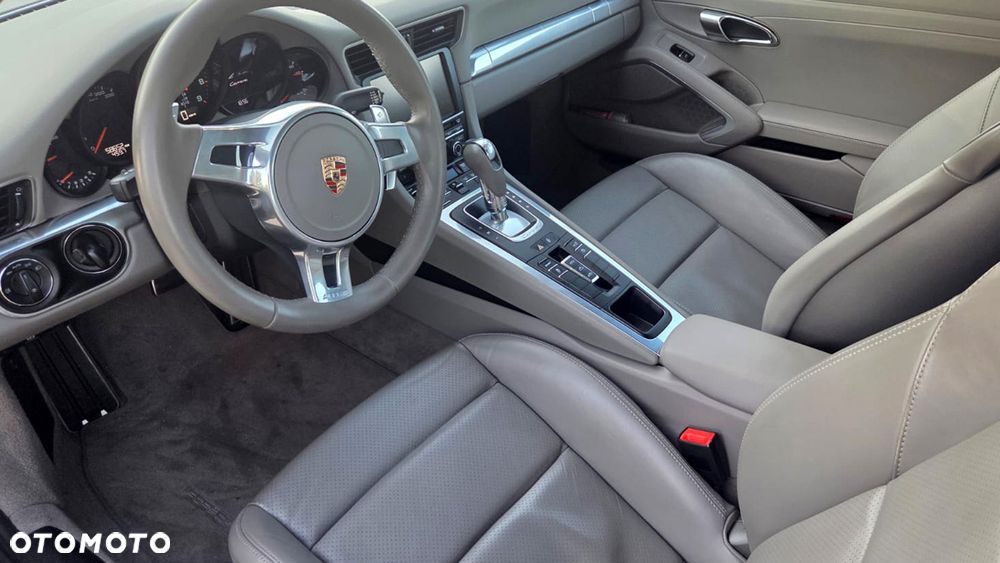 Porsche 911 Carrera PDK Black Edition - 8