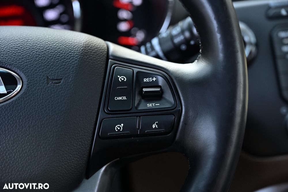 Kia Rio 1.4 Platinum Edition - 17