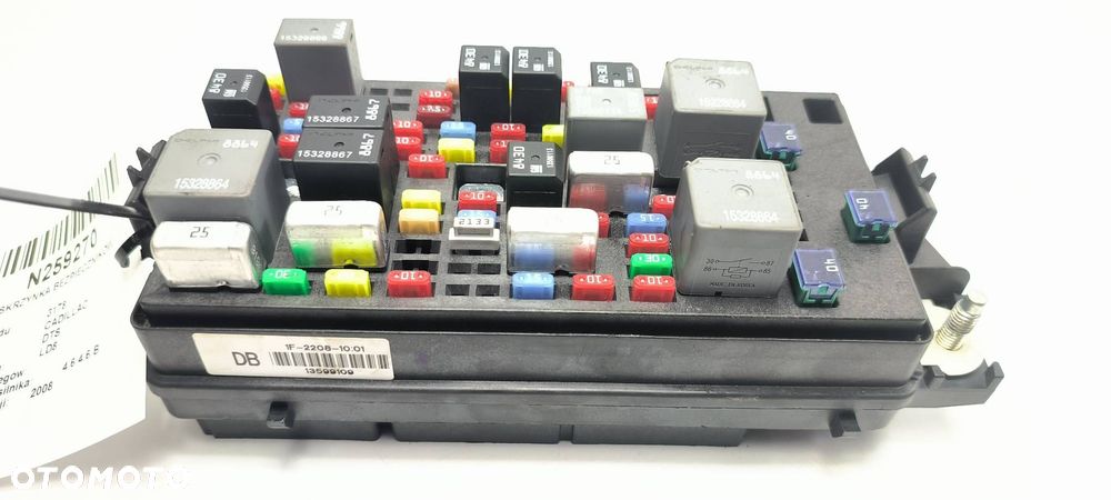 SKRZYNKA BEZPIECZNIKÓW CADILLAC DTS 13599109 - 4