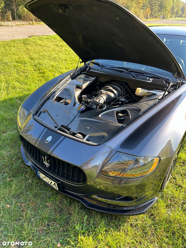 Maserati Quattroporte - 30