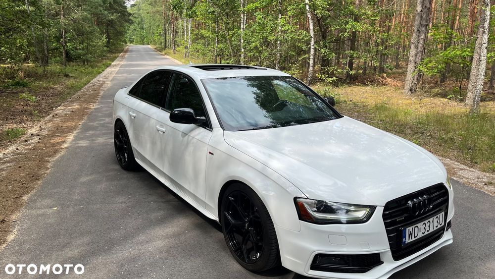 Audi A4 Limousine - 16