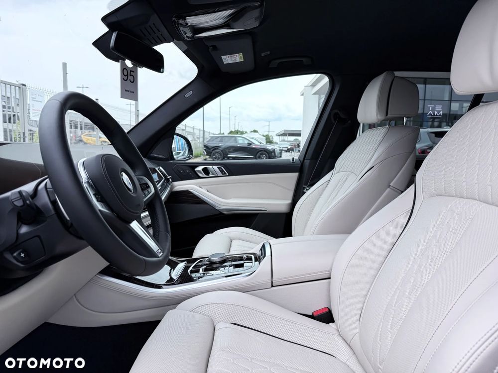BMW X5 xDrive40d mHEV - 23