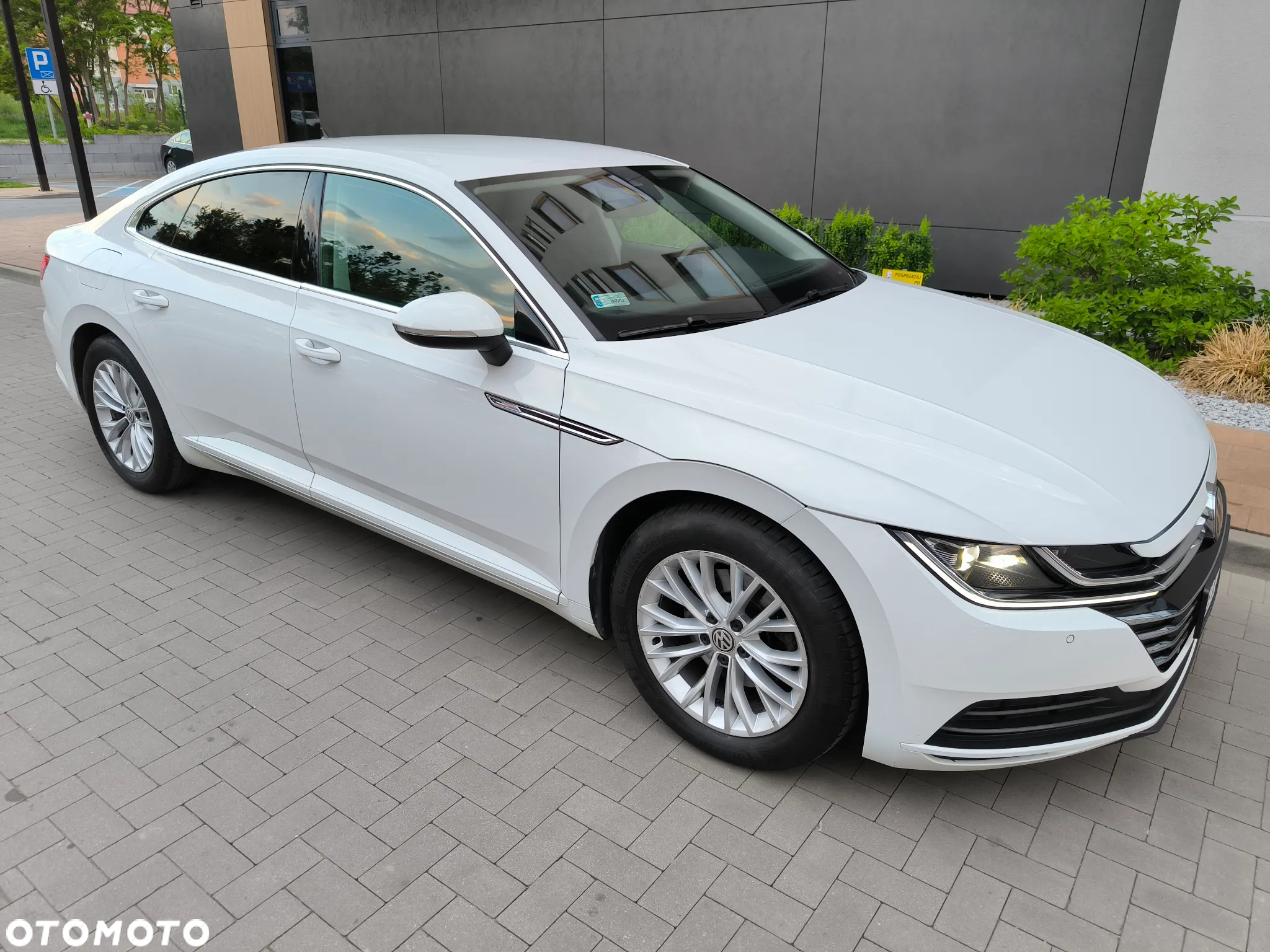 Volkswagen Arteon 2.0 TSI Elegance DSG - 3