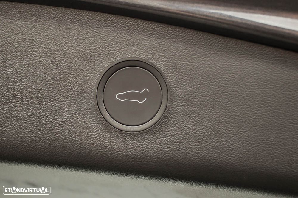 Tesla Model 3 Long Range Tração Traseira - 9