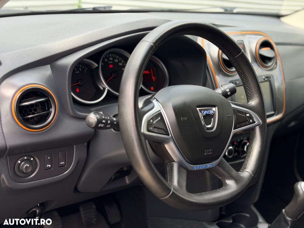 Dacia Sandero Stepway 0.9 TCe - 6