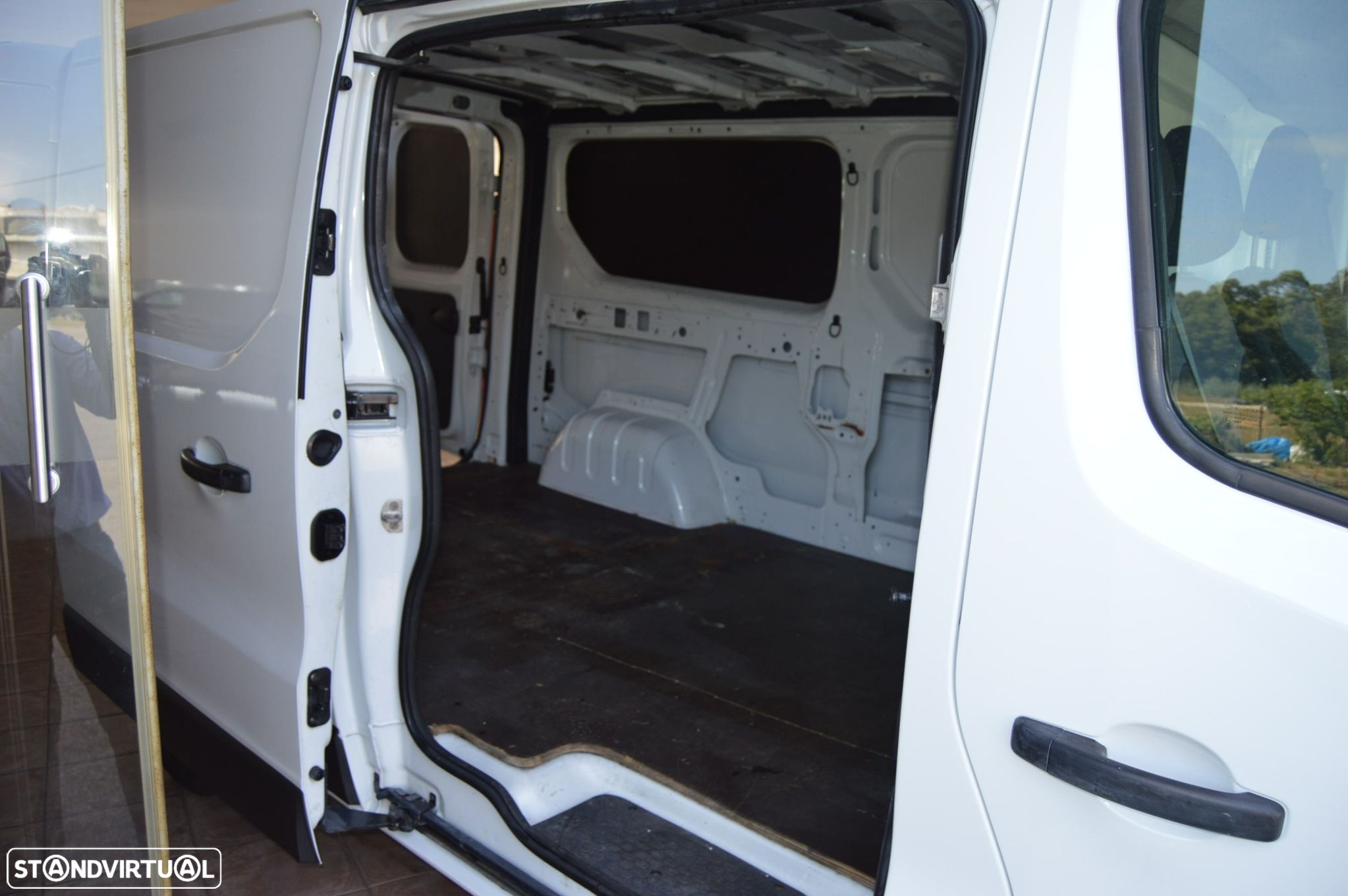 Opel Vivaro 1.6 CDTi L2H1 2.9T - 8
