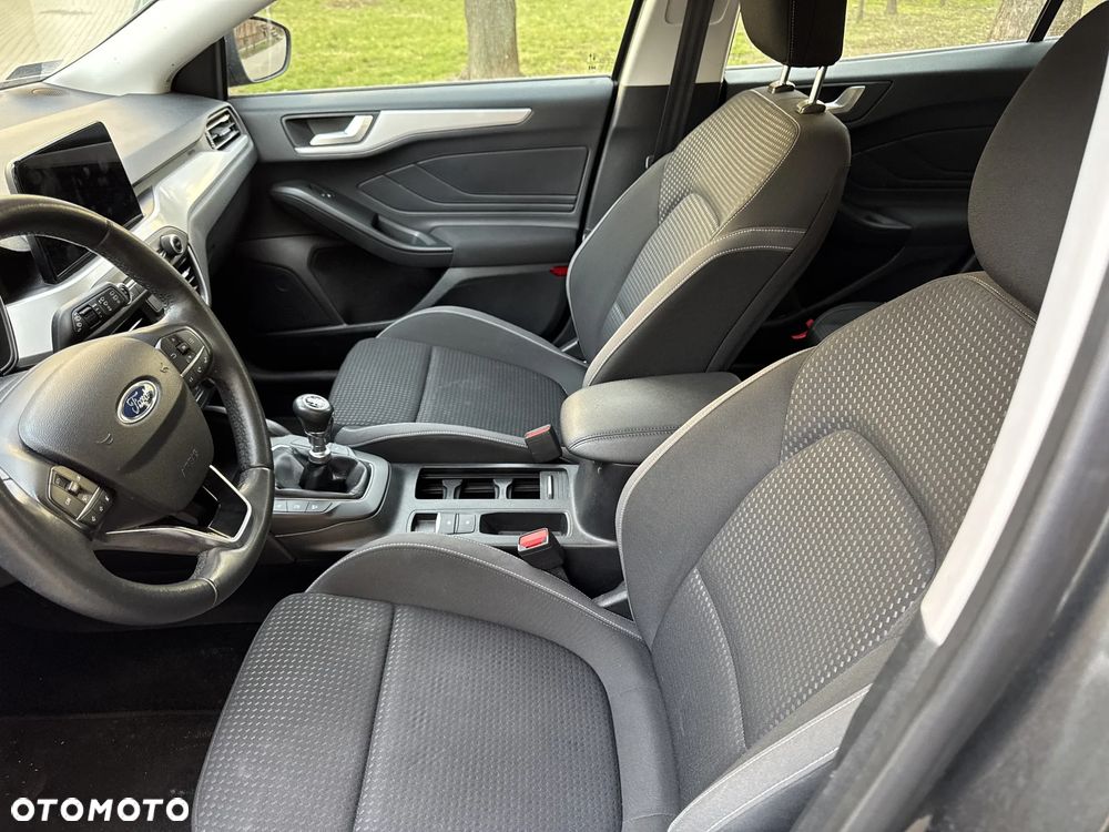 Ford Focus 1.0 EcoBoost Trend Edition - 10