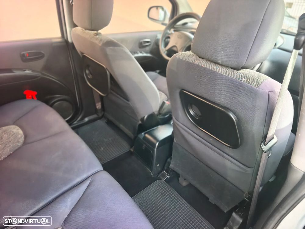 Hyundai Matrix 1.5 CRDi GLS - 15