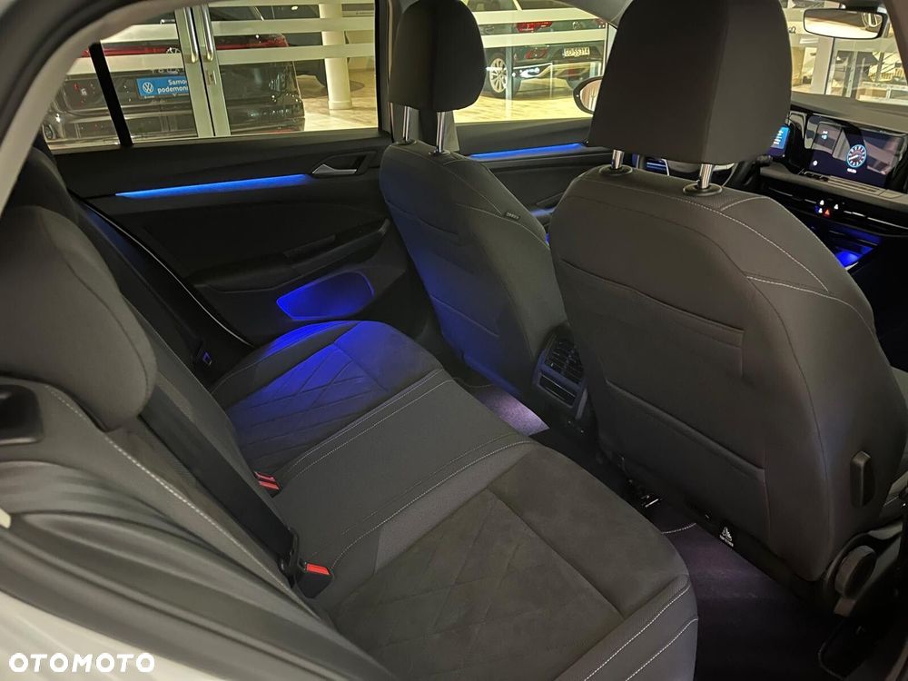 Volkswagen Golf - 29