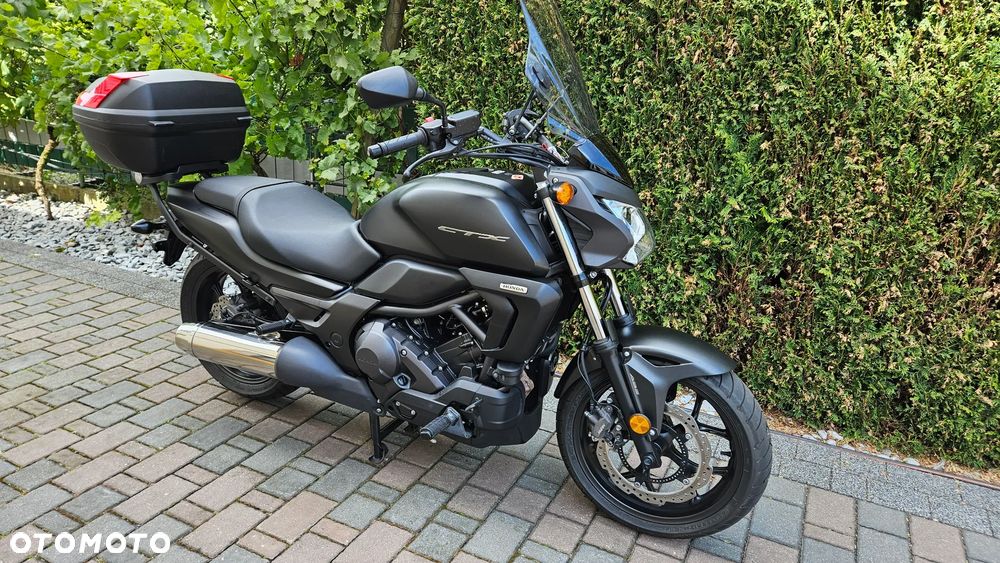 Honda CTX - 7