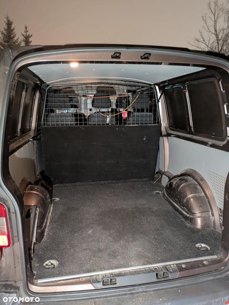 Volkswagen Transporter - 16
