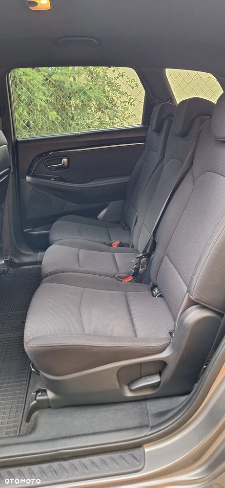 Kia Carens 1.6 GDI L 7os - 14