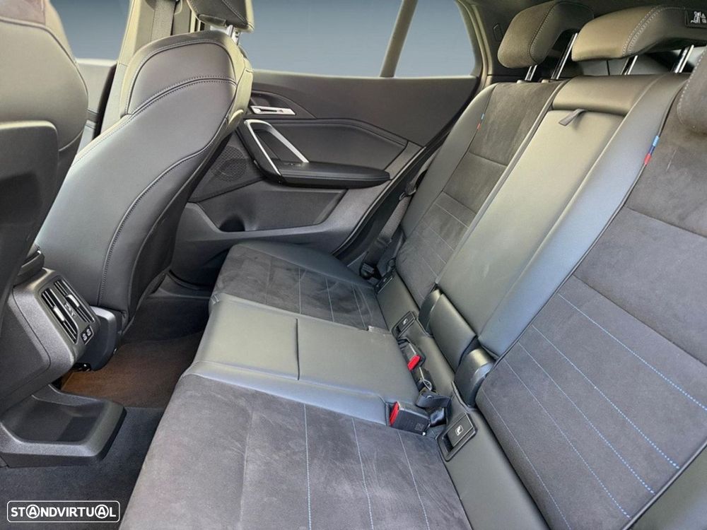 BMW X2 18 d sDrive Auto Pack M - 12