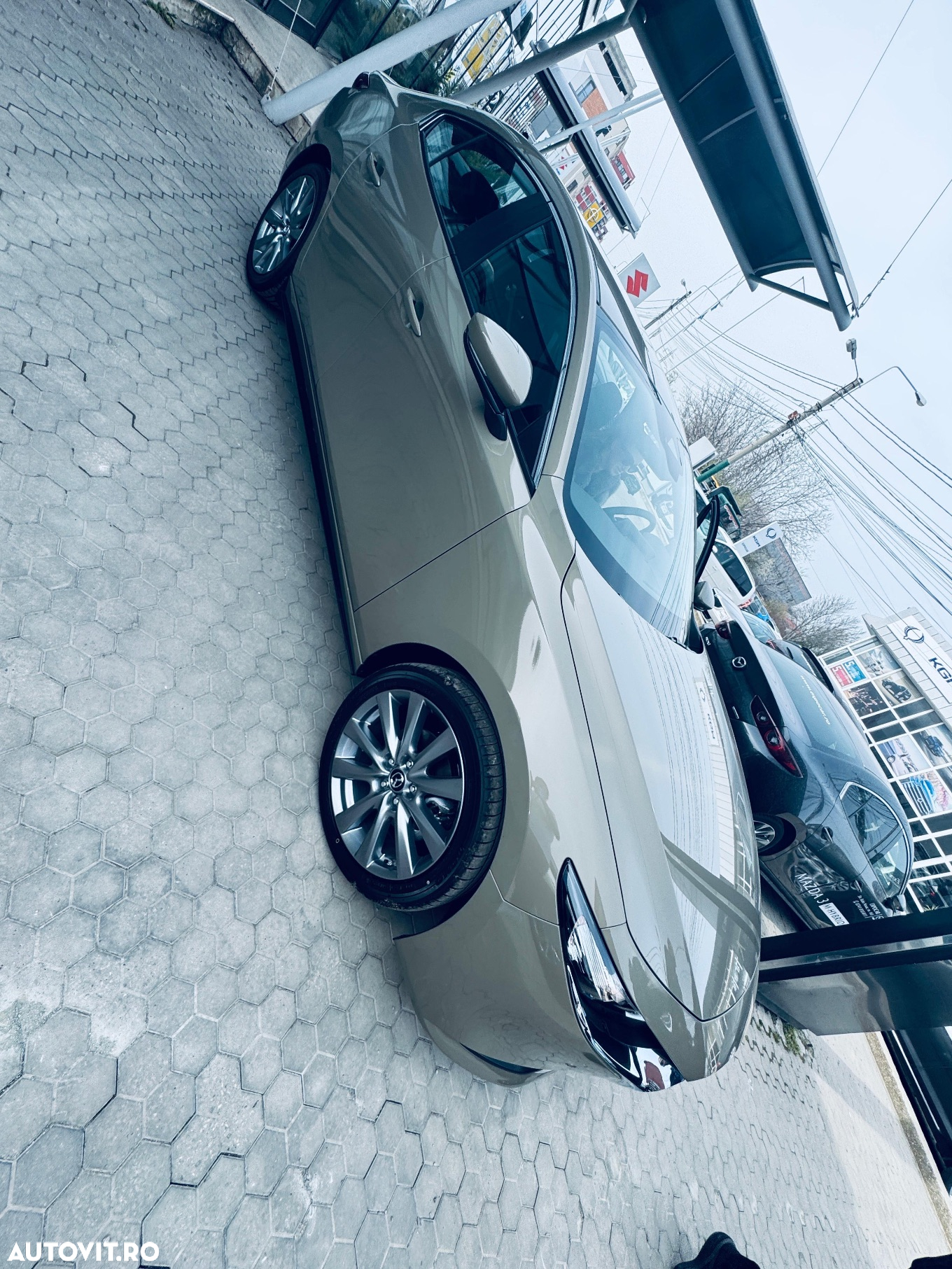 Mazda 3 e-Skyactiv G150 AT MHEV Exclusive-Line - 2