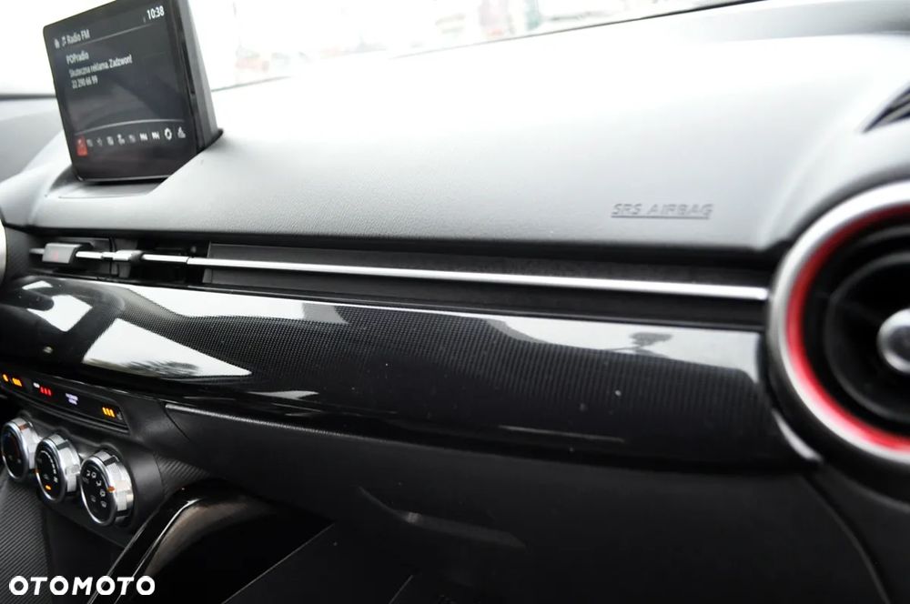 Mazda 2 SKYACTIV-G 90 Exclusive-Line - 37