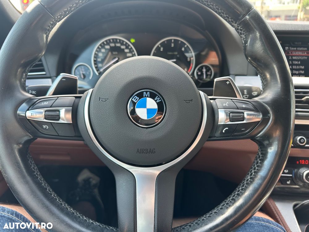 BMW Seria 5 530d xDrive - 27